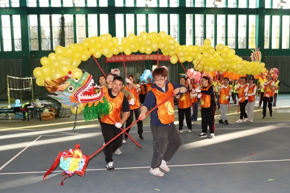 “同心同行，聚力共贏”安利醫(yī)院?jiǎn)T工拓展訓(xùn)練!
